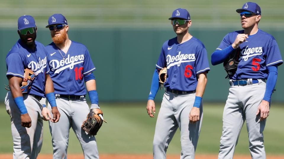 Dodgers Favored for 2022 National League Pennant